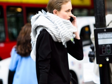 Foulards/écharpes/plaids - Tendances automne/hiver 2014-2015