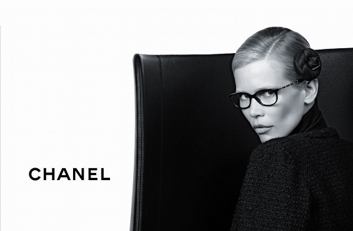 Campagne Lunettes Chanel - Automne/hiver 2011-2012 - Photo 1