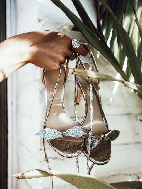 Aussi dlicates que finement girly, ces sandales glitter Chlo ont tout bon !