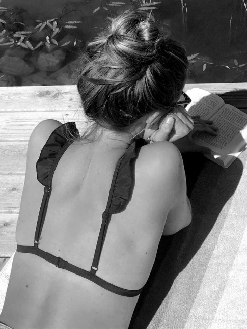 Envie de lingerie  la coquetterie sobrement girly...