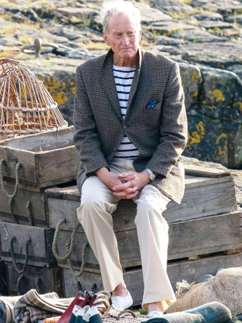 Blazer en tweed + marinire = le bon mix