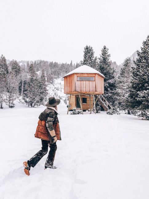 Cabane haute perche + gnreuse paisseur de neige = le bon mix