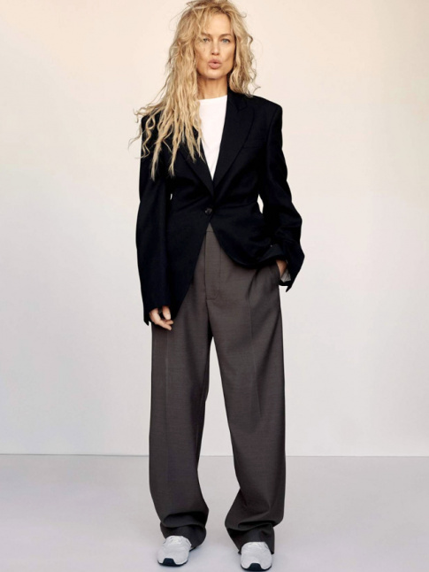 Chevelure coiffe/dcoiffe + look androgyne = le bon mix