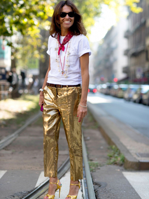 Tee-shirt blanc + pices audacieuses = le bon mix