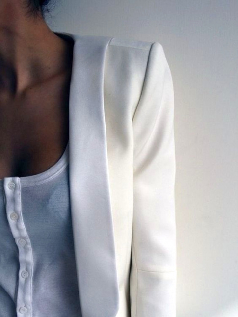 Le monochrome chic casual : un must intemporel !