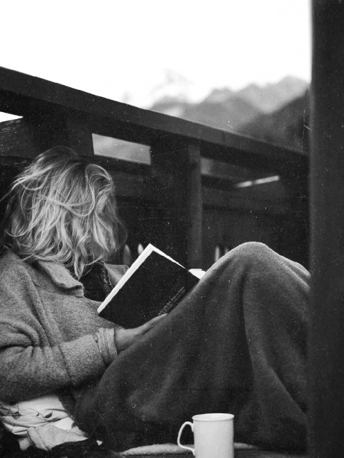 Un livre passionnant : le compagnon idal de tout voyage...