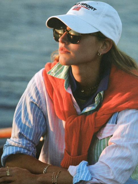 Envie de looks fleurant bon les nineties !