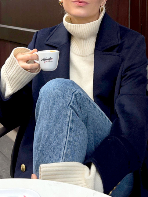 Mlant douceur, tailoring et casualness, ce look a tout bon !