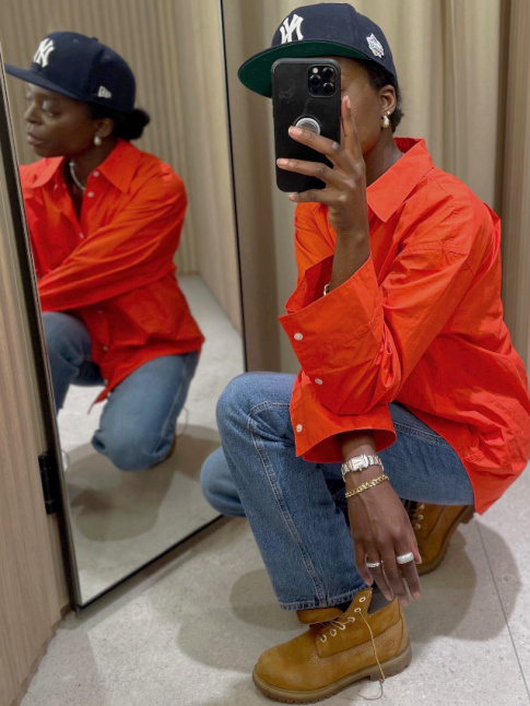Timberland + chemise rouge orang = le bon mix