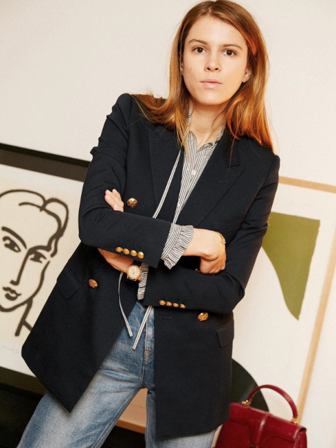 Rien de tel qu'un lger froufrou pour twister un look chemise/blazer !