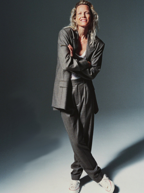 Costume + nonchalance = le bon mix