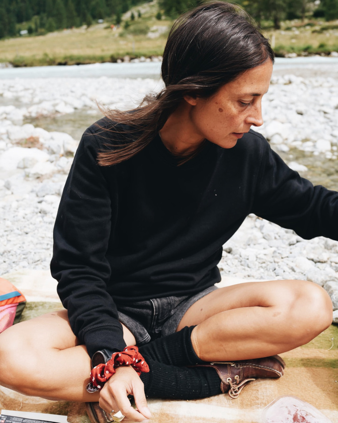 Oui au look de rando cosy, casual et subtilement trendy !