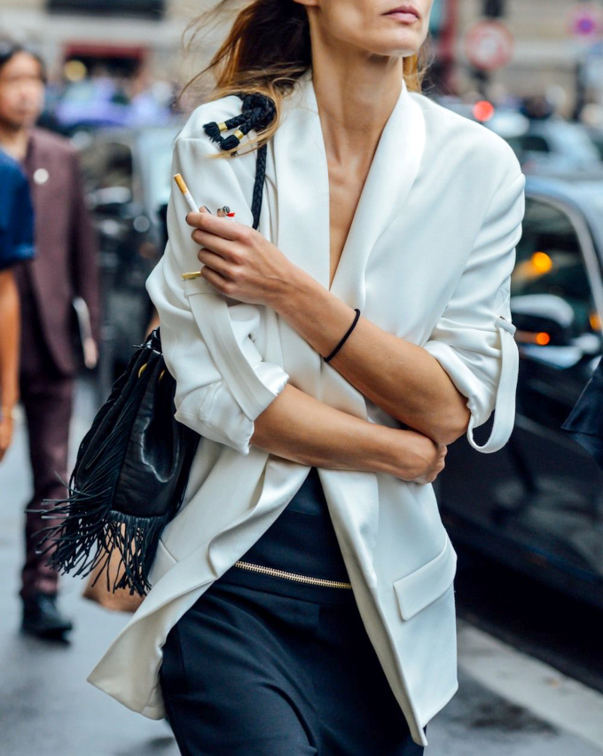Wanted : un blazer blanc chic à porter en mode doudou !