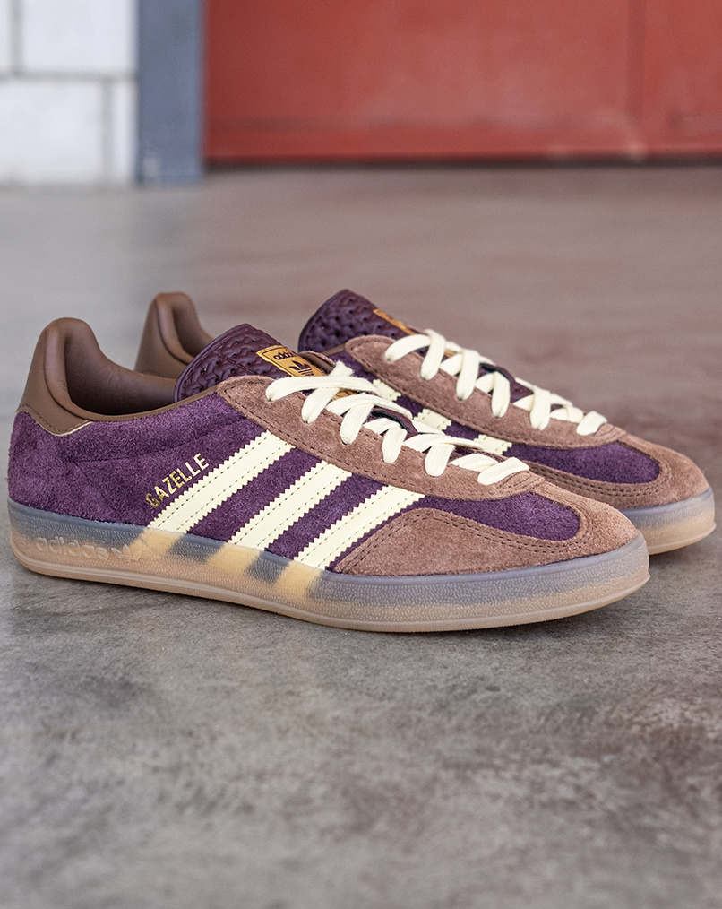 Marron + violet + blanc = le bon mix