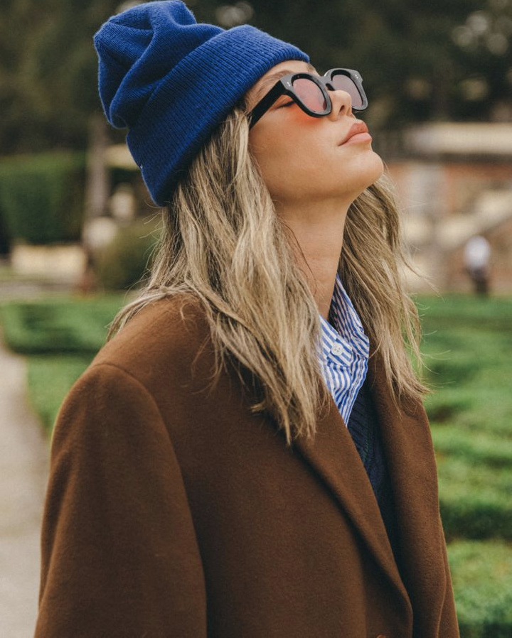 Marron + rayures bleues = le bon mix