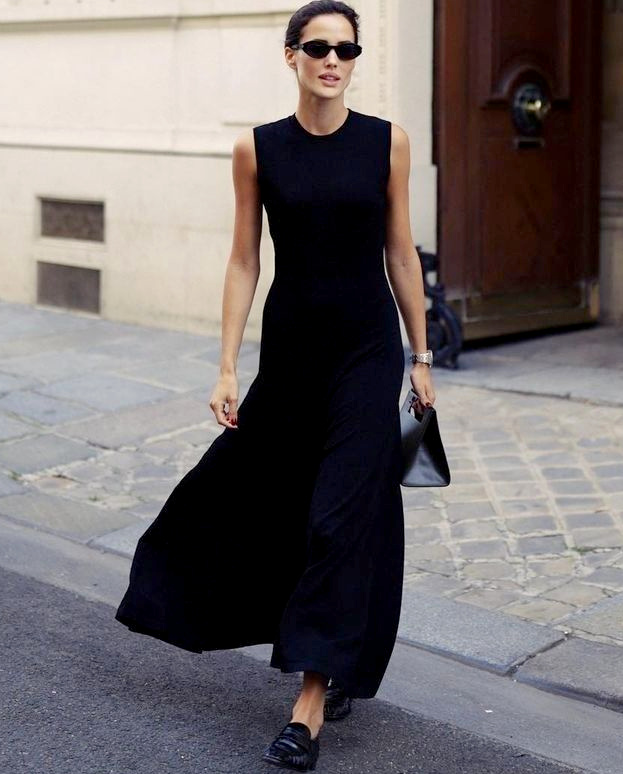 Envie de robe minimaliste et ultra féminine !
