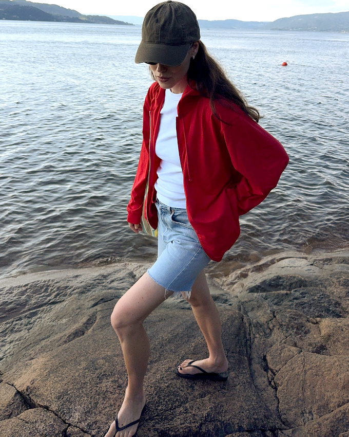 Le rouge : la couleur "game changer" des looks casual !