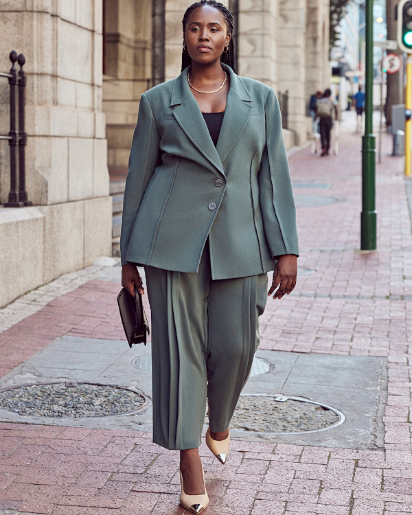 Look baptême femme ronde