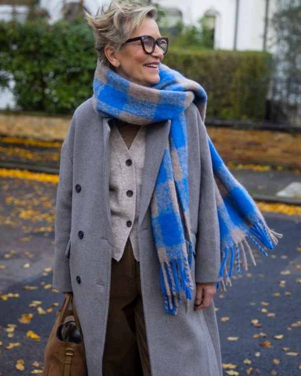 Manteau gris et echarpe XXL