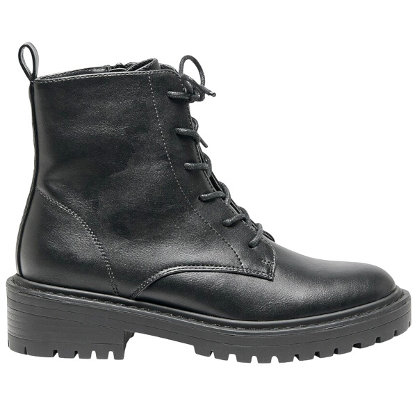 Bottines � lacets noires