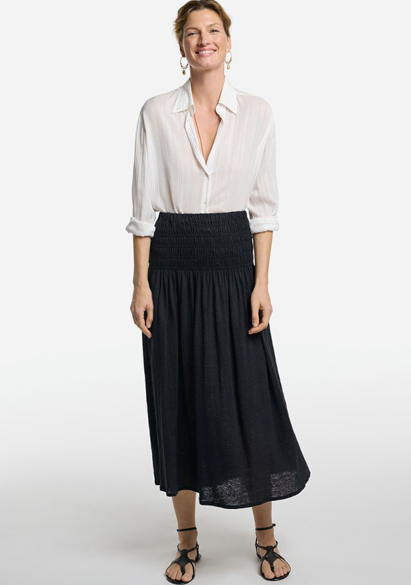 Blouse blanche + jupe noire